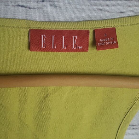 Elle Green Top  - Picture 2 of 8